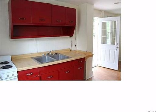 5th image of 124 Huguenot St APT 101