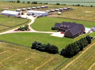 18427 E McNeal Rd, Monroe Center, IL 61052