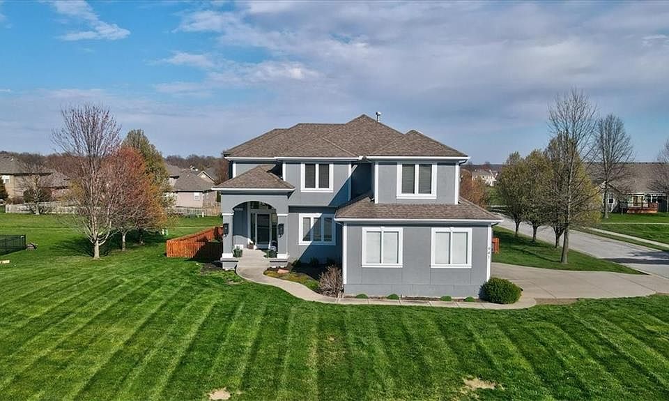 941 SW Raintree Dr, Lees Summit, MO 64082 Zillow