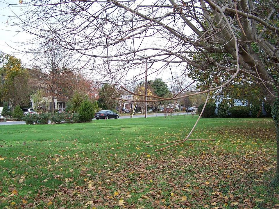 1st image of 1028 Scarborough Ave