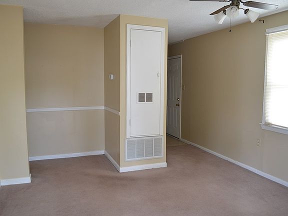 3rd image of 2519 Elderberry Dr