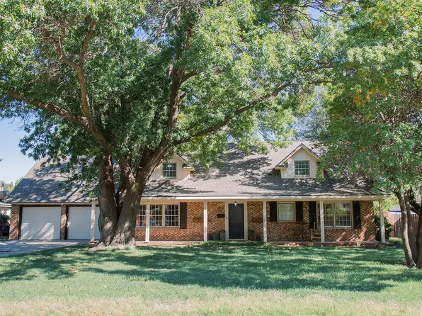 1308 Borger St, Plainview, TX 79072