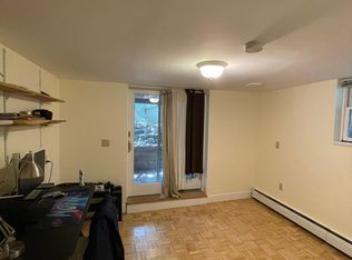 66 Orchard St #1R, Cambridge, MA 02140