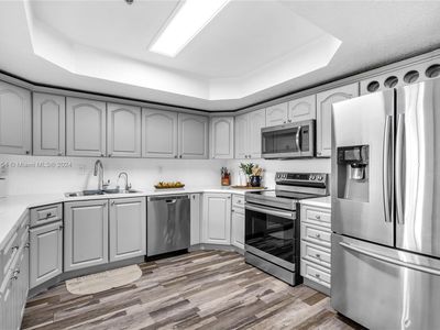 17425 NW 75th Pl APT 206, Hialeah, FL, 33015
