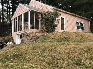 284 Cherry St, Holyoke, MA 01040
