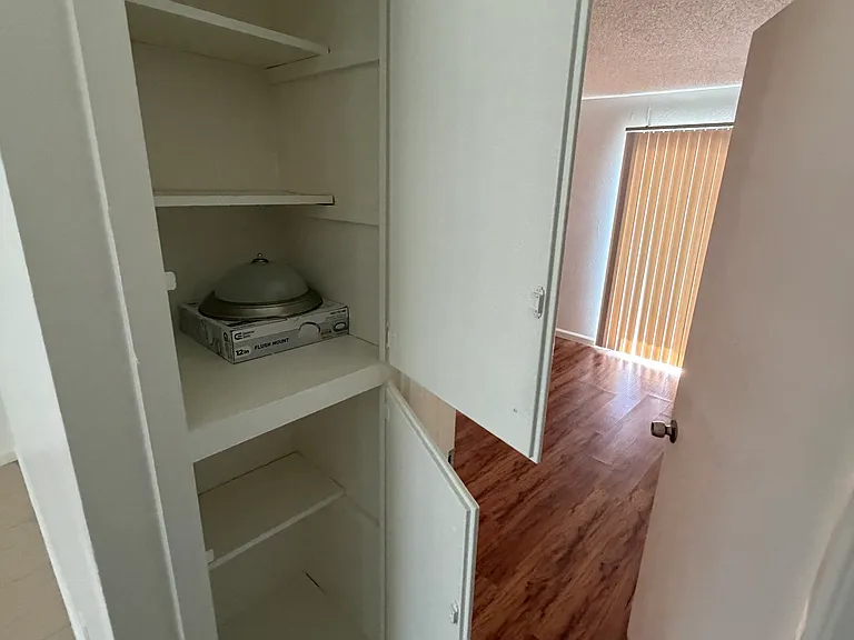 927 Fitzuren Rd #1 — Photo 10