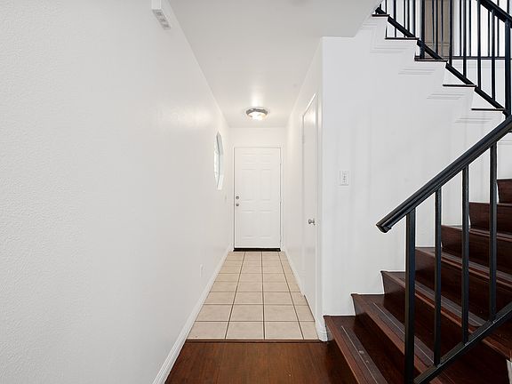 5th image of 14484 Arbor Ln