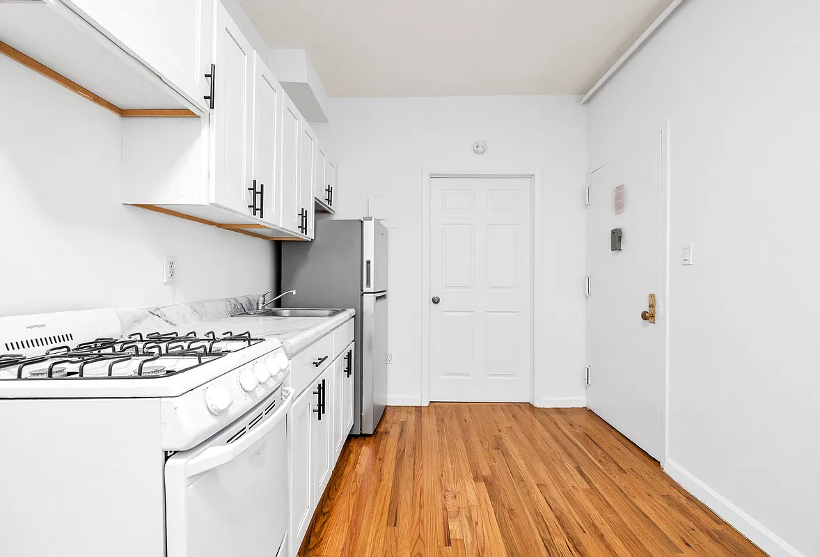 243 West 63rd Street — Photo 2