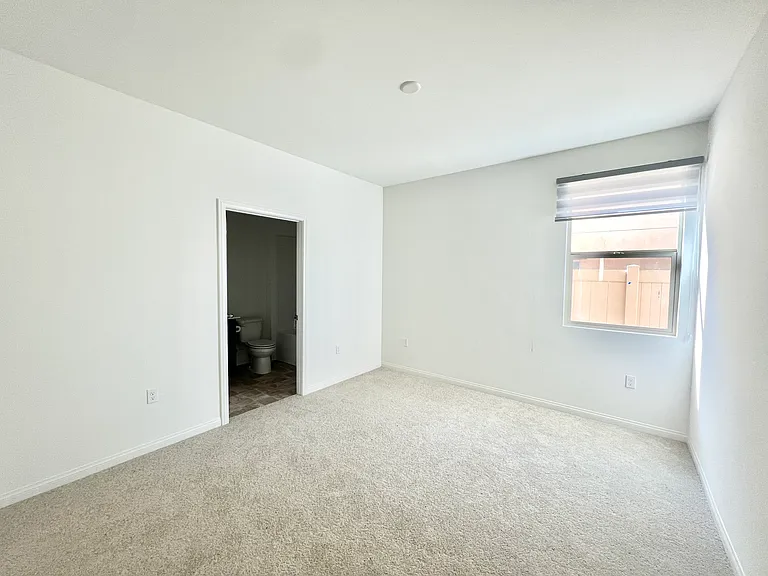 8429 Anthony St — Photo 15