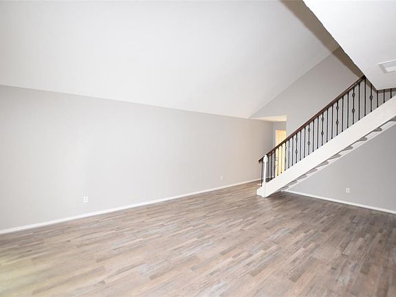 5th image of 12926 Westpark Dr