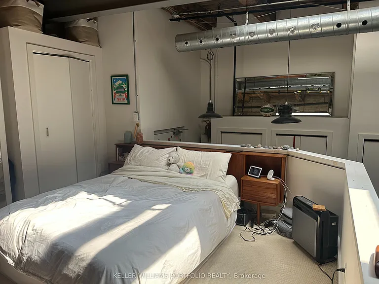 347 Sorauren Ave #122 — Photo 15