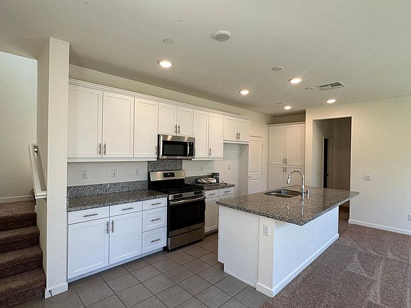 3rd image of 35840 Neala Ln