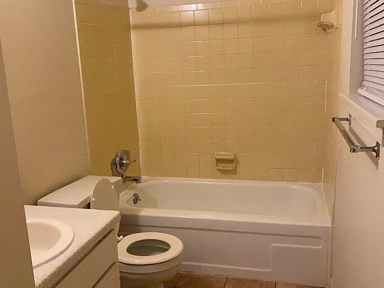 251 Rast St #C8 — Photo 5