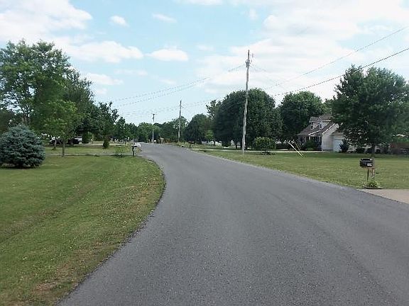 4th image of 118 Skylark Dr