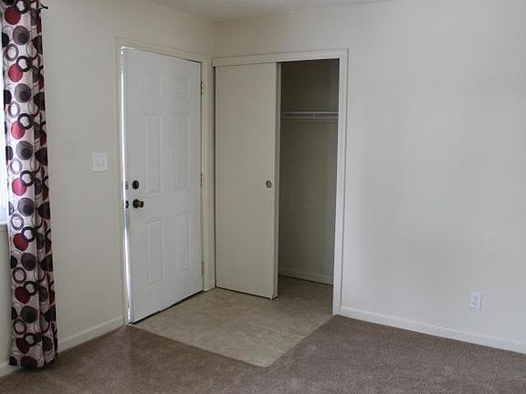 3rd image of 2886 Lake Park Dr