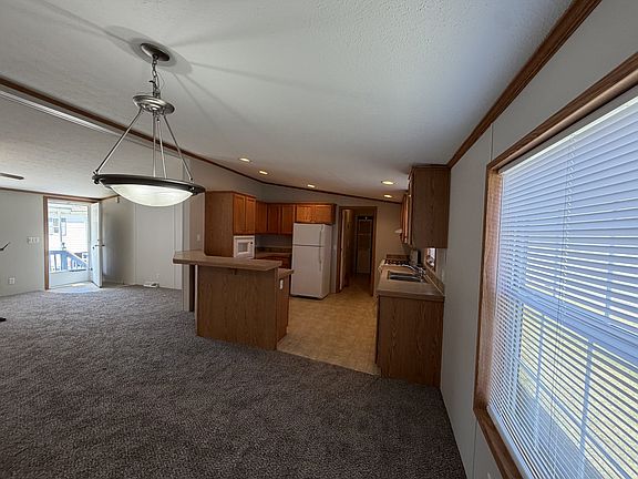 3rd image of 29317 Oakhill Ct #117