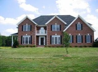15 Stableside Ln, Fredericksburg, VA