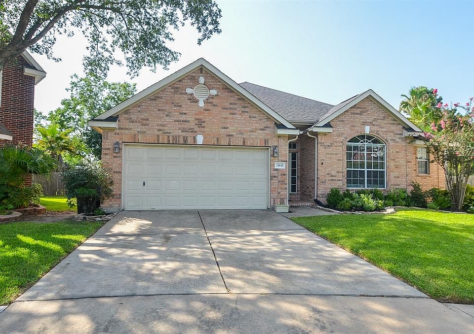 1st image of 24042 River Place Dr
