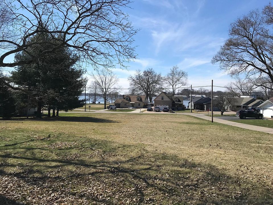 1st image of 0 W Lakeshore Dr SE