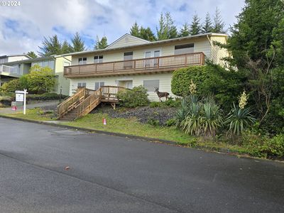 805 Prefontaine Dr, Coos Bay, OR, 97420