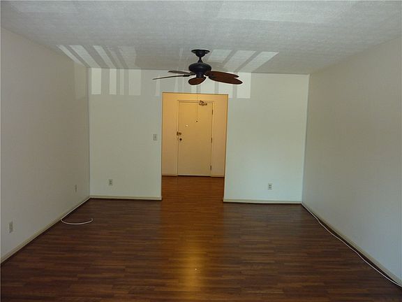 5th image of 1345 Tattersall Rd #64