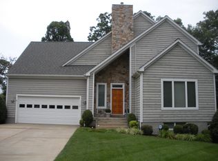 4704 Upland Dr, Alexandria, VA 22310