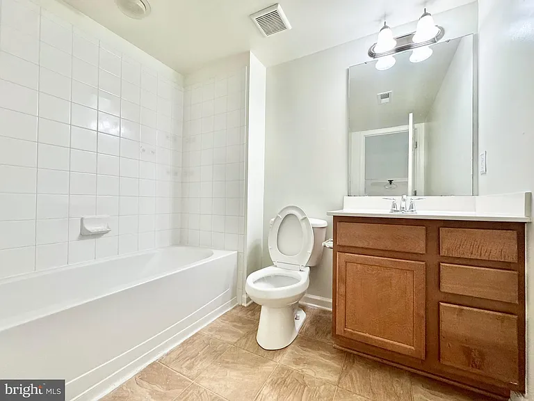 412 S Greenberry Ln — Photo 20