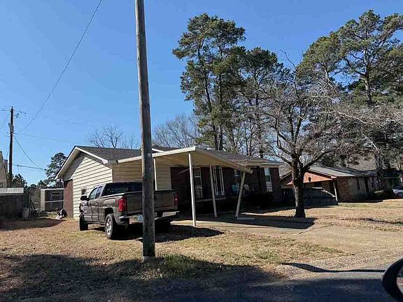 4th image of 2203 McHenry Cir