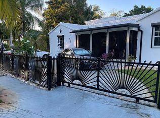 535 NE 128th St, North Miami, FL 33161