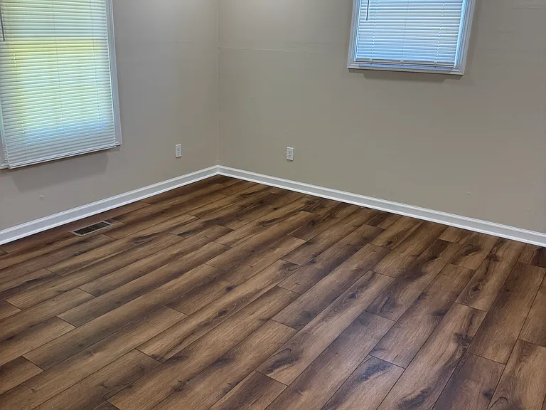 155 Morris Rd — Photo 12