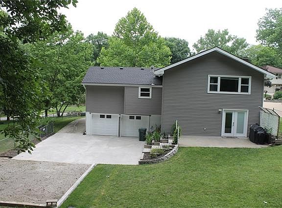 4th image of 4815 N Revere Dr