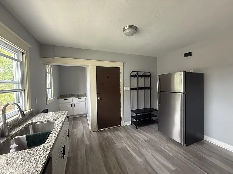 5827 W Wisconsin Ave — Photo 10