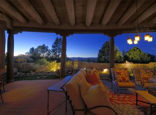 3 Entrada Descanso, Santa Fe, NM 87506