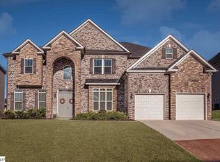 46 Foxmoor Ct, Simpsonville, SC 29680