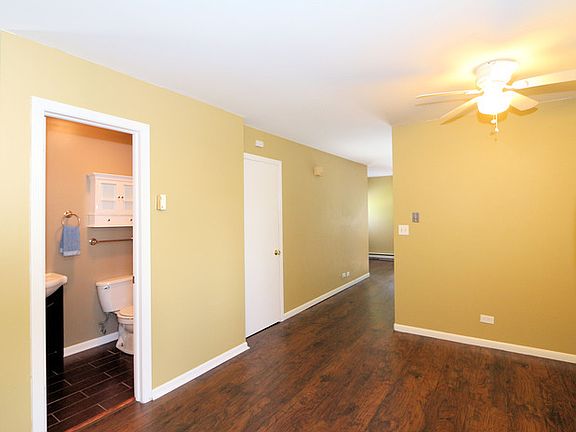 5th image of 450 Lake Ave APT 7