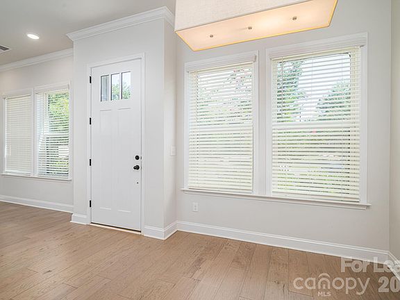 4th image of 5938 Ardrey Kell Rd