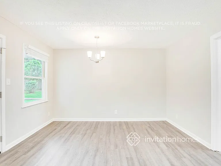 4453 Vernon St NW — Photo 12