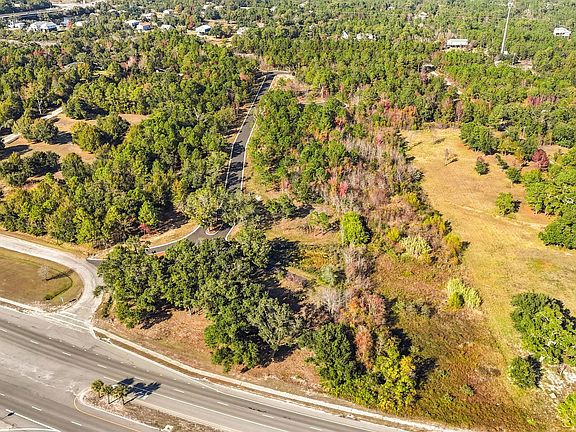 3rd image of 128 Live Oak Way