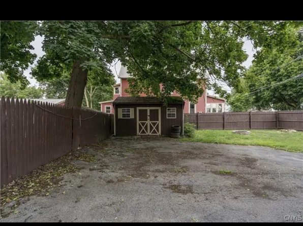 631 Grant St, Watertown, NY 13601