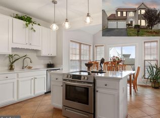 8 Fulton Dr, Stafford, VA 22554