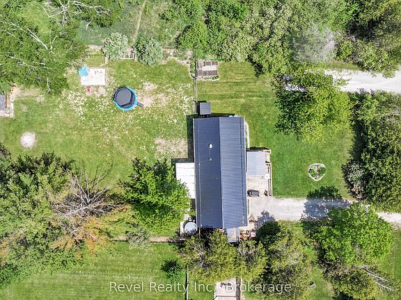 5th image of 122 McGuire Beach Rd