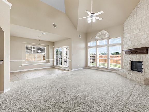 4th image of 2429 Marble Canyon Dr