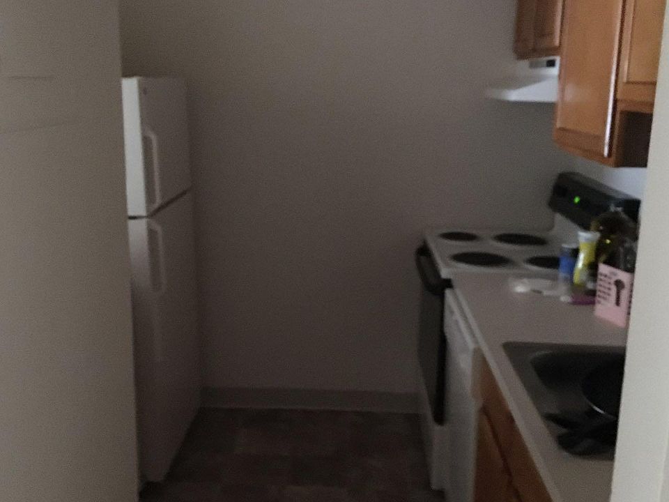 2nd image of 7 Ocean View Dr APT 209