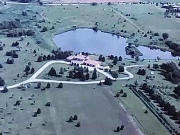 1000 N 148th St #B, Lincoln, NE 68527