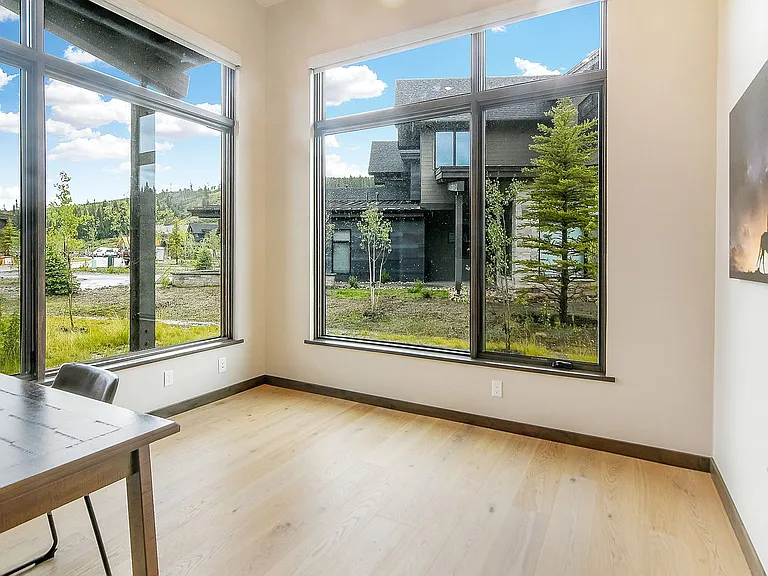 140 Monitor Dr — Photo 25