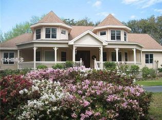 85 Fort Walker Dr, Hilton Head Island, SC 29928