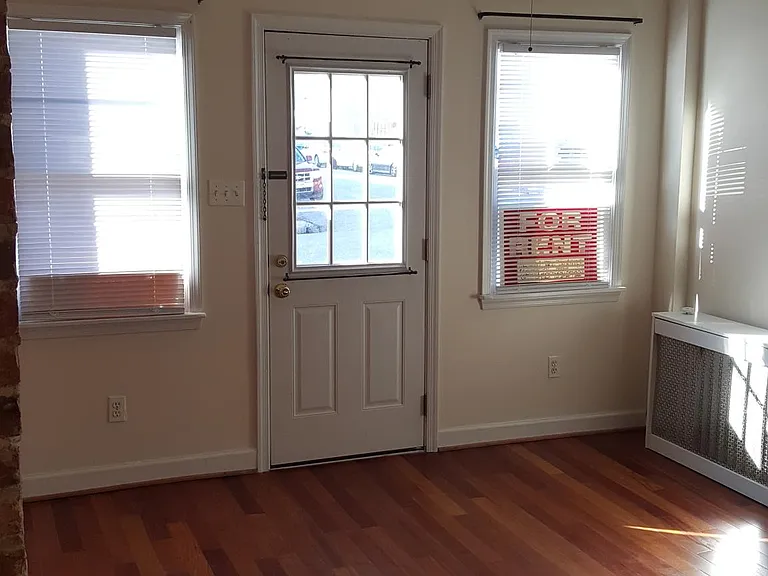 1401 Hull St #1 — Photo 8