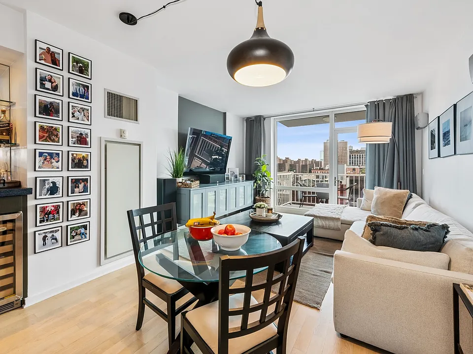 340 E 23rd St #8D