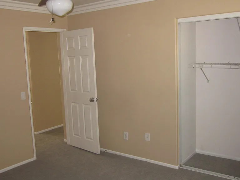 38129 Augusta Dr — Photo 10