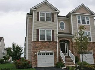 214 Mallard Ln, Egg Harbor Township, NJ 08234